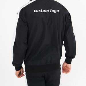 Vestes de survêtement pour hommes, style sport, personnalisables avec logo OEM, à rayures latérales, en polyester, avec fermeture éclair, pour l'école et les étudiants, vente en gros - Product Image 5