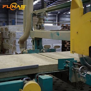 Funas Design Moderne 40kg/m³ 90mm Isolation Thermique Acoustique <span class=keywords><strong>Laine</strong></span> <span class=keywords><strong>De</strong></span> Roche Batts Friction Fit pour Murs Résidentiels Goujons En <span class=keywords><strong>Bois</strong></span> Feuille - Product Image 4