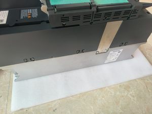 6SL32101KE244AF1 6SL3210-1KE24-4AF1 อินเวอร์เตอร์อุตสาหกรรม 22 กิโลวัตต์ 3 เฟส 380-480 โวลต์ - Product Image 4