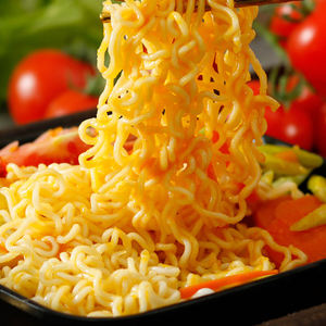 Crêpe aux œufs sans assaisonnement nouilles instantanées non frites <span class=keywords><strong>ramen</strong></span> cuisson automatique nouilles instantanées nouilles aux œufs - Product Image 4