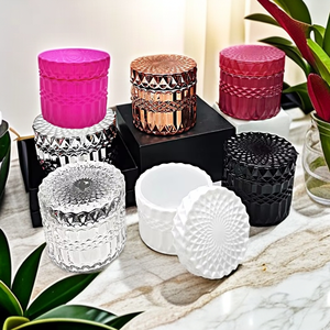 Vases à bougies de luxe en gros, 8oz 12oz, grands, vides, noir mat et or, avec couvercle plat, pour la fabrication de bougies - Product Image 4