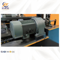 Machine de profilage à rouleaux de haute précision pour profilés métalliques de construction sur mesure, profilés de forme spéciale, profilés de quille et profilés de montants, avec moteur à engrenages
