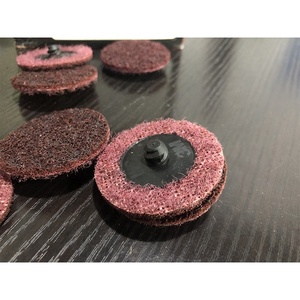 Disques à changement rapide Scotch Brite 3M 05527, non tissés, SC-DR A/O, moyen, <span class=keywords><strong>TR</strong></span> <span class=keywords><strong>2</strong></span> POUCES, nettoyage, polissage, oxyde d'aluminium personnalisé - Product Image 6