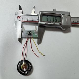 Jouet de voiture de police Xinxing FR-4, assemblage de carte de circuit imprimé, sirène sonore, lumière clignotante, module de circuit SMT COB, moteur non inclus - Product Image 3