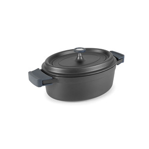 Casseruola ovale con coperchio nero, cocotte da 2,5 litri per cuocere al forno e arrostire - Product Image 1