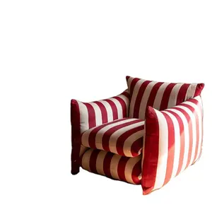 Oturma odası için 2024 Nordic basit moda şerit kumaş tek kanepe