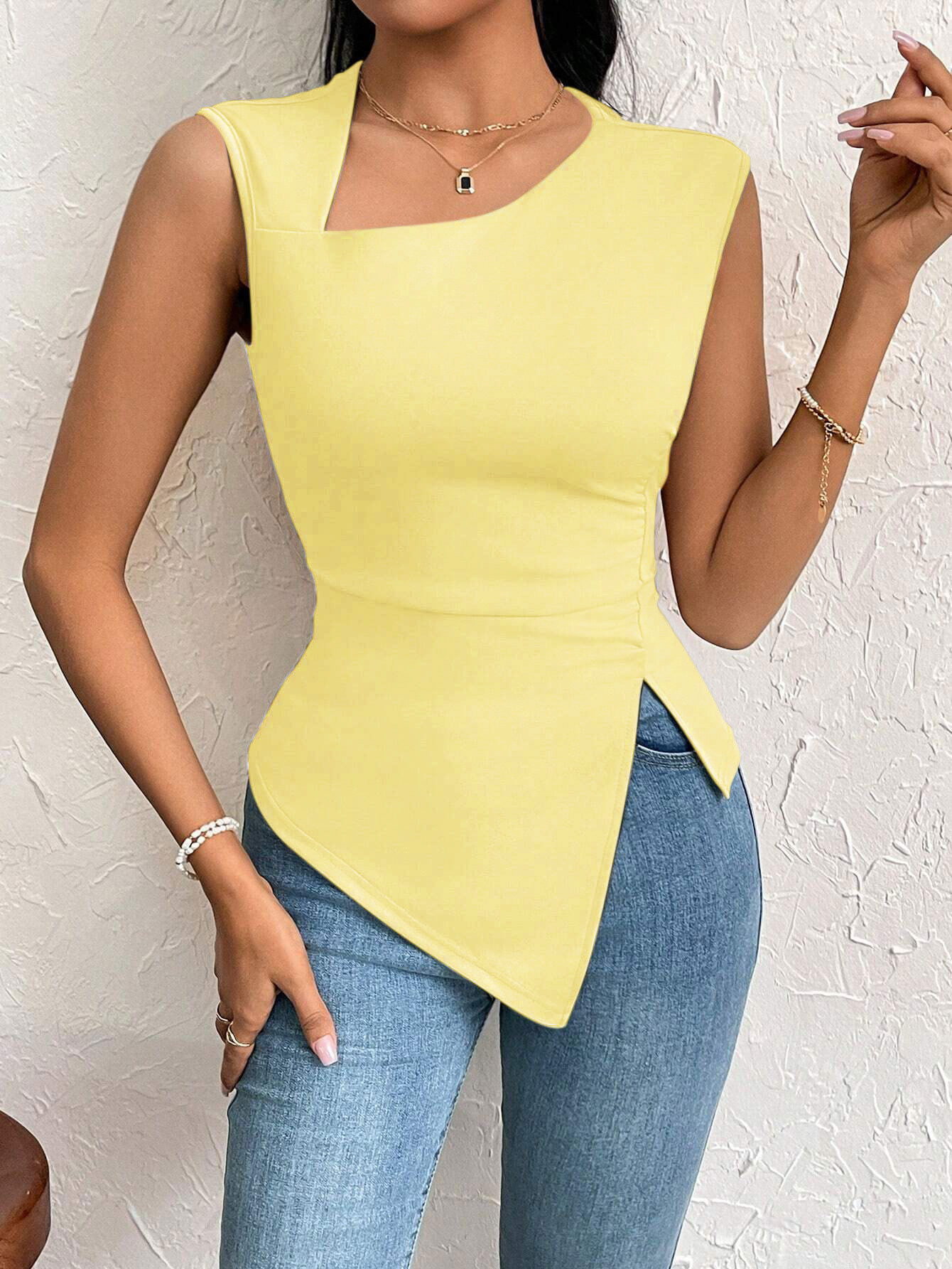 Giallo chiaro