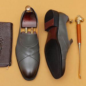 Mocasines de cuero para hombre, estilo británico, casuales y elegantes, de piel de becerro. - Product Image 5