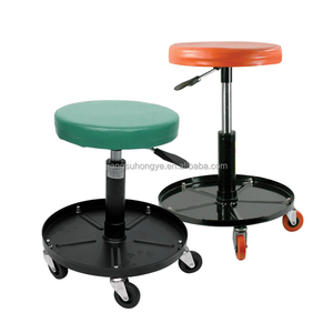 Banc roulant <span class=keywords><strong>de</strong></span> garage Coussin souple Siège <span class=keywords><strong>de</strong></span> garage Hauteur réglable Pivotant à 360 ° Tabouret <span class=keywords><strong>de</strong></span> magasin Body Beauty Car Repair Equipment Work Chair - Product Image 1