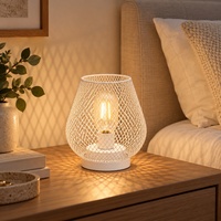 Lampe de table LED moderne minimaliste en acier, style nordique, simple, noire/blanche, pour chambre et bureau (vente en gros)