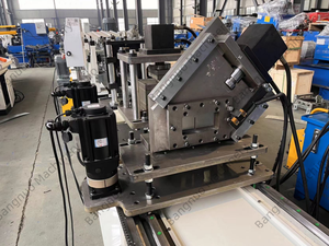 Hochgeschwindigkeits-C U-Schlitzkiel-Rollen form maschine Metall-Leichtstahl-Decken bolzen-und Ketten rollen form maschine - Product Image 2