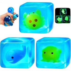 Jouets sensoriels anti-stress extensibles et compressibles en TPR à la maltose, qui brillent dans le noir, en forme de cube de glace animalier, avec paillettes, pour enfants, 2026 - Product Image 6