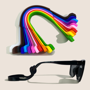 Lunettes de soleil mode vente en gros pas cher couleur personnalisée en silicone souple chaîne support de cou lunettes de sport corde - Product Image 1