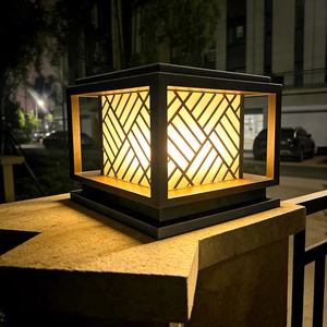 Luces solares LED para columnas de puerta, luces para pilares de jardín, aptas para vallas, con doble luz para atraer la fortuna - Product Image 4