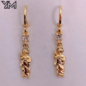 Pendientes Colgantes de San Judas con Baño de Oro YM y Esmalte Verde |   Joyería Religiosa Católica para Mujeres Europeas - Product Image 2