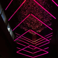 Barre vidéo LED pleine couleur à pixels, IP65, contrôle SPI, connexion sans couture et multi-angle pour éclairage de scène, bar, musique et publicité