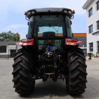 Tracteur agricole à roues YTO, moteur diesel 140 ch, 4 roues motrices, état neuf, avec moteur, pompe, boîte de vitesses et roulements.
