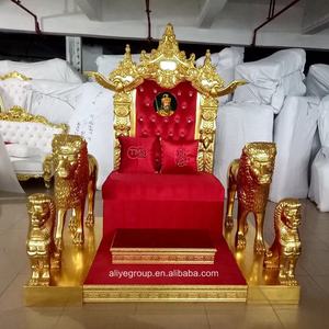 ALC01 – Antiker Königlicher Thronstuhl in Glänzendem Gold mit Löwen-Armlehnen - Product Image 2