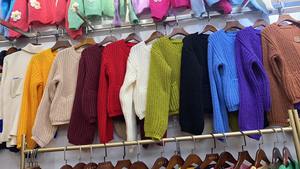 Nouveau mode femmes Vintage à manches longues gros boutons décontracté ordinateur tricoté manteau épais aiguille tricot <span class=keywords><strong>pull</strong></span> Cardigan <span class=keywords><strong>femme</strong></span> - Product Image 6