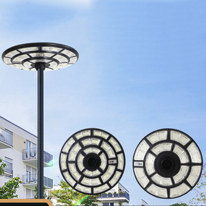 Lampe de cour solaire particulièrement lumineuse IP65 à chargement automatique intelligent pour éclairage de cour à domicile - Product Image 6