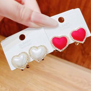 ต่างหูมุกทรงหัวใจประดับคริสตัลหรูหรา สไตล์เรียบง่ายน่ารักสำหรับผู้หญิง  คอลเลคชั่นฤดูใบไม้ร่วง-ฤดูหนาว ปี 2025 - Product Image 1