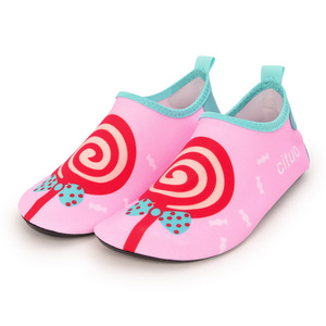 Chaussures pieds nus chaussettes d'eau bébé chaussures antidérapantes enfants pantoufles de plage chaussures pour la mer <span class=keywords><strong>Surf</strong></span> Wading chaussettes de natation - Product Image 4