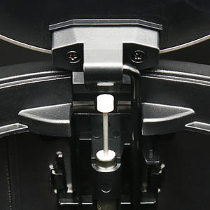 Cubo de Basura con Pedal de Acero Inoxidable, Cilíndrico, 5 kg, para Uso en Interiores, Cocina, Baño, Funcionamiento Silencioso, Plateado, Negro, Blanco - Product Image 5