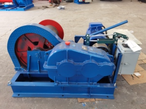 150 Metre Çelik Halatlı Hidrolik Vinç 20 Ton Otomatik Vinçler Tekne İskelesi Çekme Elektrikli Vinç Frenli - Product Image 5