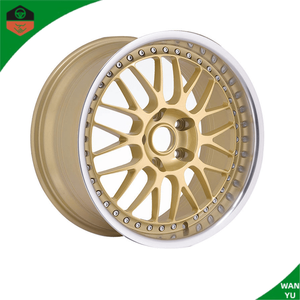 Jantes en alliage Volk Rays Racing TE37, avec logo poli argenté, emballage en plastique rigide, finition chromée, pour vente de voitures, avec sac souple inclus - Product Image 1