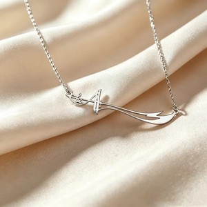 Collana con Pendente Spada Zulfiqar, Gioiello Islamico Spirituale in Acciaio Inossidabile, Simbolo di Forza e Fede, Regalo - Product Image 4
