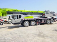 Grúa sobre Camión Zoomlion Usada, Económica, de 50 Toneladas, con Rodamientos Weichai, Modelo 2020, Altura de Elevación de 60 m, Aprobada por la EPA para Construcción