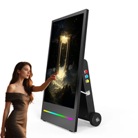 Pantalla Digital LCD para Exteriores de 32, 43 y 55 Pulgadas, con Soporte de Pie, IP65 Impermeable, 1500nit de Alto Brillo, Portátil con Batería y Ruedas