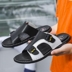 Sandalias de plataforma planas de moda para mujer con decoración de cristal - Calzado ligero y moderno - Product Image 3