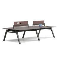 Poste de travail modulaire de luxe moderne pour 4 à 6 personnes, revêtement imitation bois, bureau anti-rayures, grand bureau collaboratif commercial