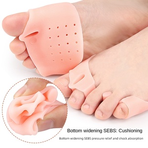 Sebs Abrazadera de pie de silicona de tres orificios con almohadilla frontal suave <span class=keywords><strong>Corrector</strong></span> Valgus Separador Herramienta de cuidado del antepié - Product Image 5