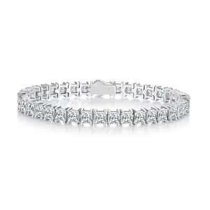 Style classique 14K Plaqué Or VVS Moissanite Tennis Bracelet Carré Diamante Bijoux De Mode Pendentif Plaqué Rhodium - Product Image 1