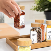 24Pcs Set 120ml Bouteilles à épices carrées Pot à condiments 4oz Bocaux à épices en verre Bouteilles avec couvercles en bambou