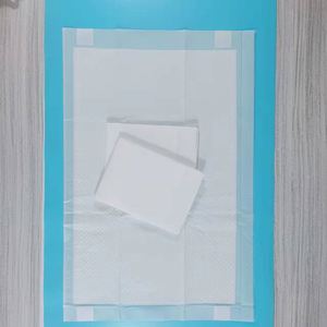 ผ้ารองซับฉี่สัตว์เลี้ยงแบบใช้แล้วทิ้ง OEM ขายส่ง ขนาด 80*130 ซม. ผ้าฝ้าย 100% กันน้ำ IP68 สำหรับฝึกสัตว์เลี้ยง - Product Image 5