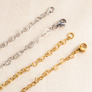 Collar de Cadena con Eslabones de Corazón de Acero Inoxidable Hueco de 3.8mm, Dulce y Lindo, Hecho <span class=keywords><strong>a</strong></span> Mano, Regalo de Joyerí<span class=keywords><strong>a</strong></span> <span class=keywords><strong>para</strong></span> <span class=keywords><strong>Novia</strong></span> o Mujer - Product Image 4