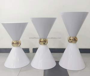 Mịn trang trí đám cưới màu đen kim loại hoa đứng <span class=keywords><strong>plinth</strong></span> bánh bảng trắng hiển thị <span class=keywords><strong>plinth</strong></span> cho cửa hàng - Product Image 4