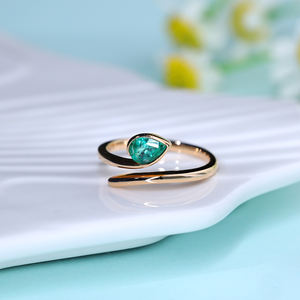 Bagues chrétiennes personnalisées de luxe en or rose massif 18 carats avec émeraude taille poire, idéales pour les fêtes, mariages et cadeaux d'anniversaire – Nouveauté très prisée - Product Image 3
