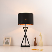 Stehlampe nordisch Schlafzimmer einstellbar minimalistisch modern schwarz Metall Eisenkuppel E27 lampe dekorativer beleuchtungsstil verpackung modern