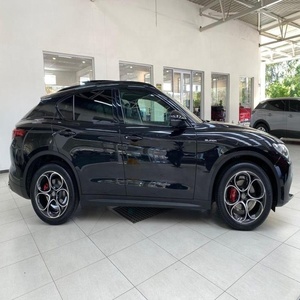 รถ SUV ปี 2023 ขับเคลื่อนสี่ล้อ เกียร์อัตโนมัติ สีดำ สภาพดี ภายในสีอ่อน เบาะผ้า ระบบควบคุมความเร็วอัตโนมัติ ยางขนาด R21 ลดราคา เกียร์ 10 สปีด - Product Image 3