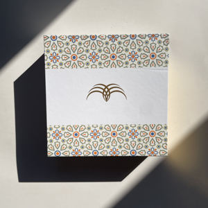 กล่องของขวัญแบบพกพา พร้อมลิ้นชักเลื่อน ผลิตจากกระดาษแข็งอย่างดี พิมพ์โลโก้<span class=keywords><strong>ตา</strong></span>มสั่ง พร้อมฟองน้ำรองด้านใน - Product Image 1