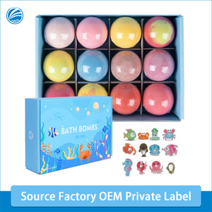 Boules de bain moussantes colorées personnalisées de vente chaude avec poupées intégrées boule géante d'amusement de marque privée pour les enfants - Product Image 2