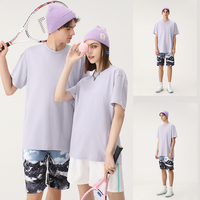 Adelgazamiento y ocultación de grasa 220GSM Camiseta 100% algodón camiseta para personas con una figura con un poco de sobrepeso