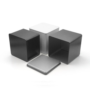 Boîtes d'emballage en métal noir mat en gros pour bougies et cosmétiques, conteneur carré en aluminium de 100 ml avec couvercle à vis - Product Image 1