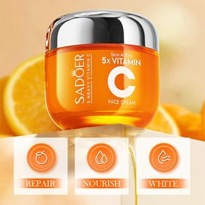 Set de Cuidado de la Piel SADOER con Vitamina C, Altamente Hidratante y Blanqueador, Incluye Crema Facial, Limpiador, Crema para Ojos, Loción y Sérum, Serie de 6 Piezas - Product Image 3