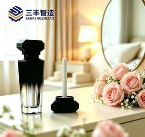 Black Gradient Acrylic <b>Lip</b> <b>Gloss</b> Tube 5ml Screw Cap Frosted Surface Cosmetic Packaging Unique Design Private Label - Product Image 2