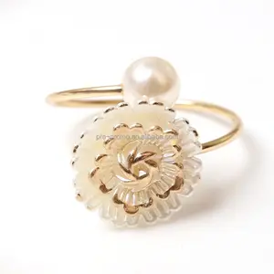 Wholesale wedding use white roses pearl gold napkin ring